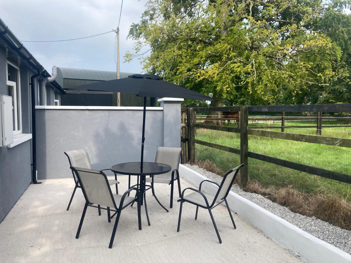 Reillys @ Rohan'S Farm Cork Exterior foto