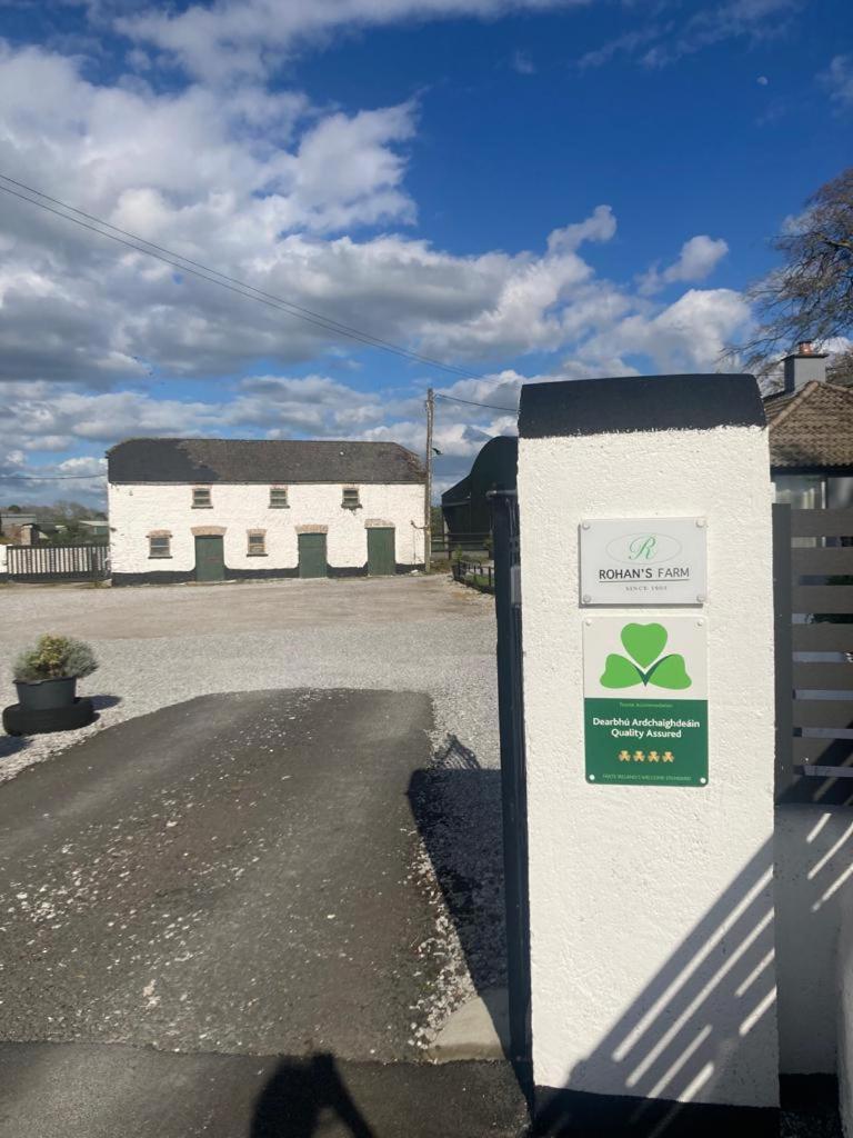 Reillys @ Rohan'S Farm Cork Exterior foto